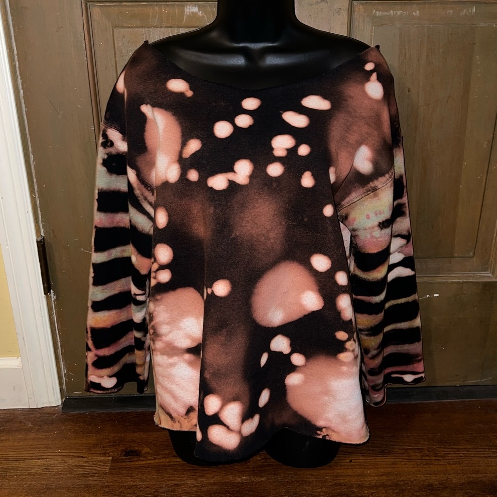 Black Fleece Acid Wash Colorful Swoop Neck Long Sleeve Crop Sweatshirt Size M